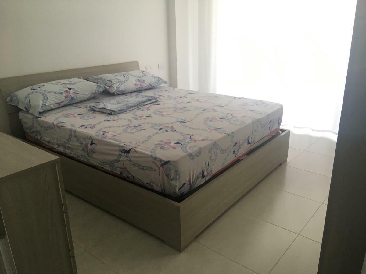 Bruka Apartaments Shëngjin Esterno foto
