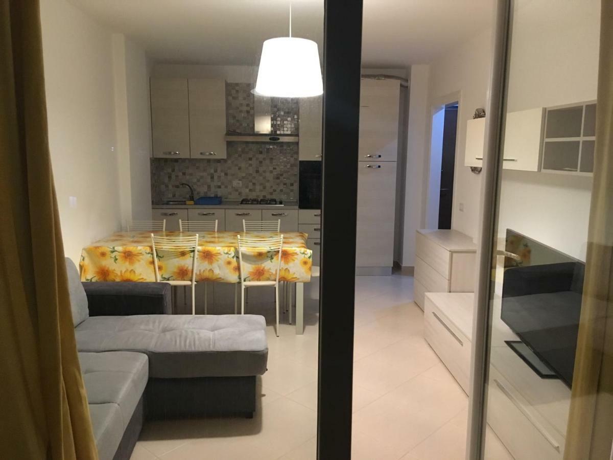 Bruka Apartaments Shëngjin Esterno foto
